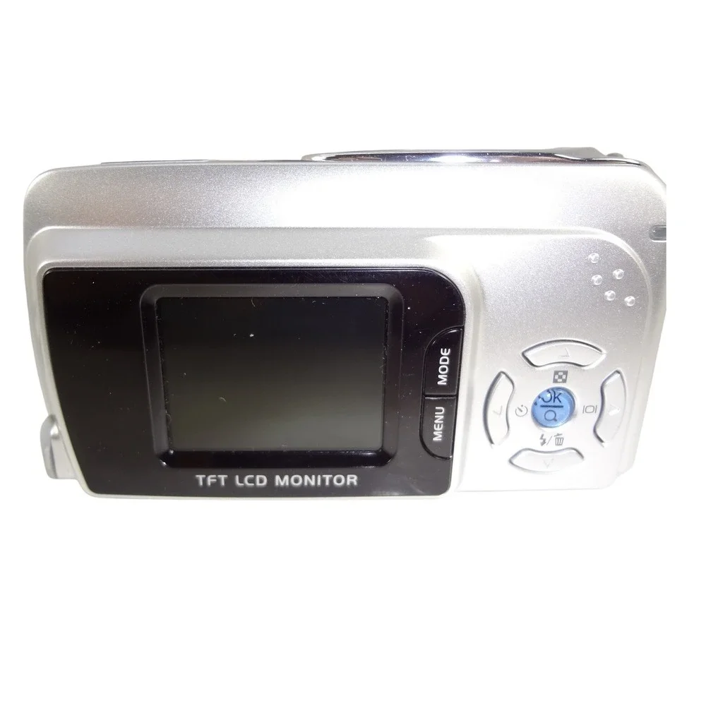Vivitar ViviCam 4100 Digital Camera‎ 4.0MP 4x Zoom Silver Vintage Boxed Bundle